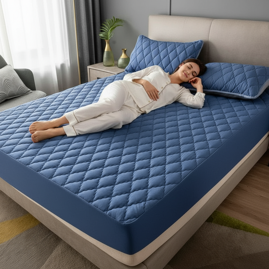 "Premium Waterproof Mattress Protector – Breathable, Noiseless, Hypoallergenic Bed Cover for Full Protection"